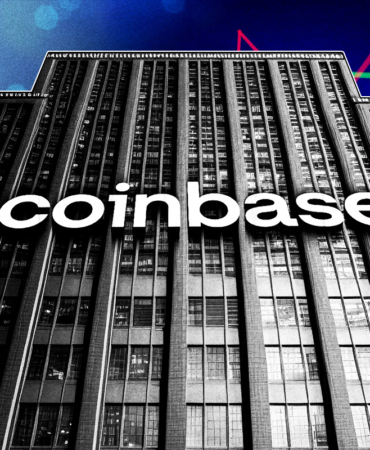 Coinbase Hisseleri Zirve Yaptı: Amazon Benzeri Başarı!
