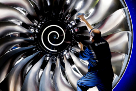 Rolls-Royce Hisseleri Uçuşa Geçti: Kaçırdığınız Dev Kazanç mı?