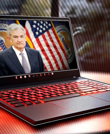 Bitcoin, S&P 500’ü Geride Bırakarak Güçlü Sinyaller Veriyor