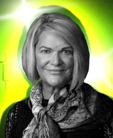 Büyük Bankalar Kriptoya Savaş mı Açtı? Senatör Lummis’ten Sert Çıkış!