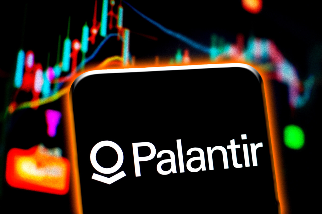 Palantir Hissesi 5 Günde %10 Düştü: AI Coşkusu Sönüyor