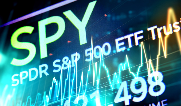 SPY Yatırımcıları Fed’in Aralık Hamlesiyle Temkinli Olmaya Devam Ediyor
