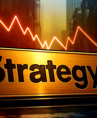 Bitcoin ve Makro Riskler Yeniden Gündeme Gelirken Strategy Hissesi Zayıflıyor